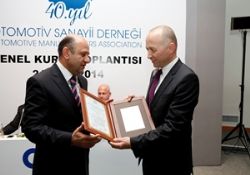 Brisa'ya OSD Yan Sanayi Başarı Ödülü